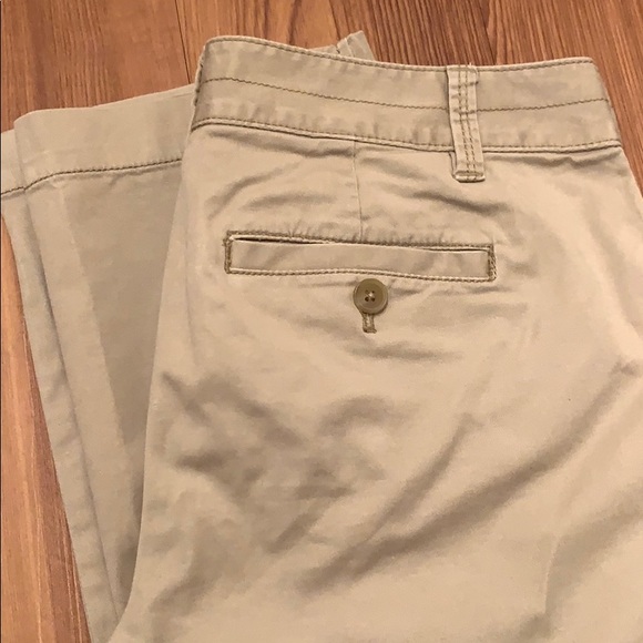 LOFT cropped Khaki Pants - Picture 3 of 6